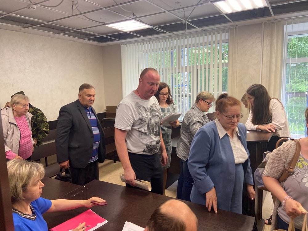 Первый суд по борским теплицам