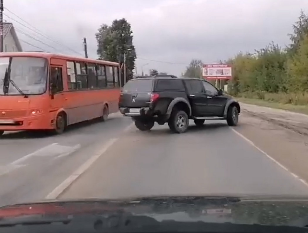 Гонщики на борских дорогах