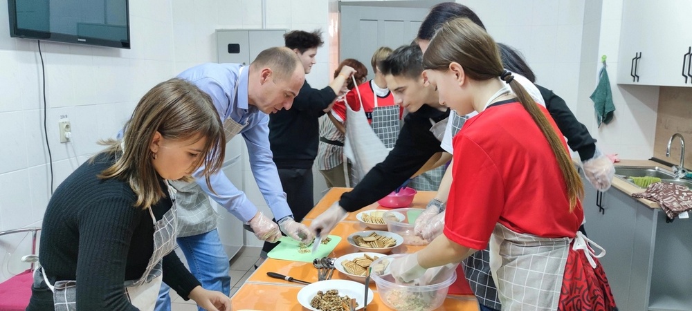 Алексей Боровский побывал в доме хулиганов