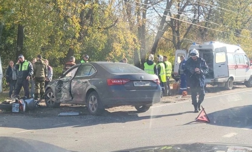 Мотоциклист оказался в реанимации из-за ДТП в городе Бор