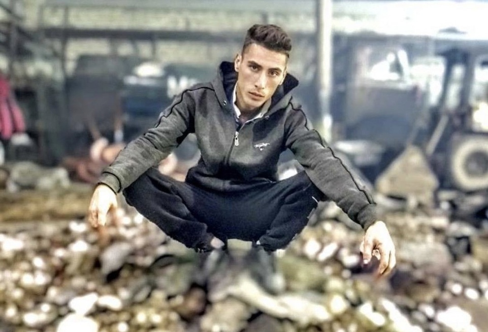 На Бору предлагают услуги репетитора по таджикскому