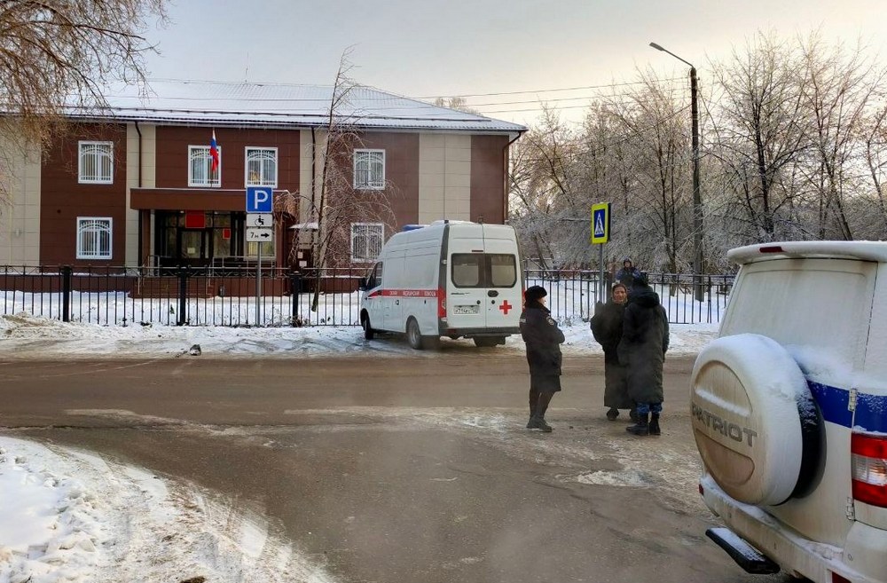 Очень странные дела около Борского суд