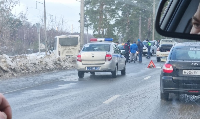 ️Ребенок и трое взрослых пострадали в ДТП с рейсовым автобусом на Бору