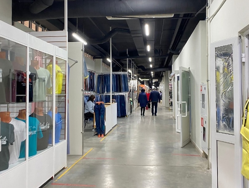 Настоящий "магазинный бум" на Бору