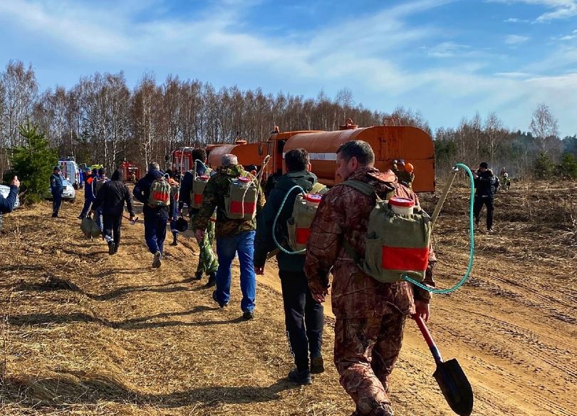 Команда добровольцев на охране борских лесов от пожаров