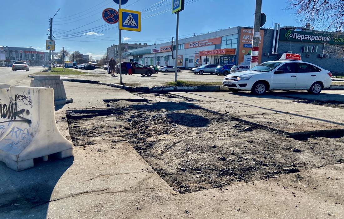 Беспощадный ямочный ремонт на борских дорогах