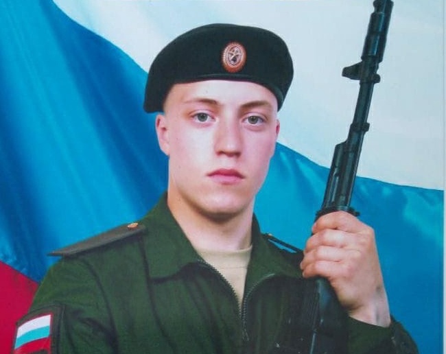 На Бору похоронили участников спецоперации на Украине