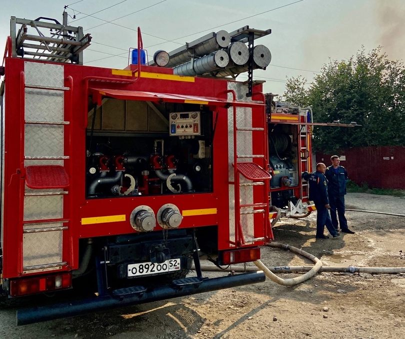 Крупный пожар произошел на Бору в первый день 2023 года