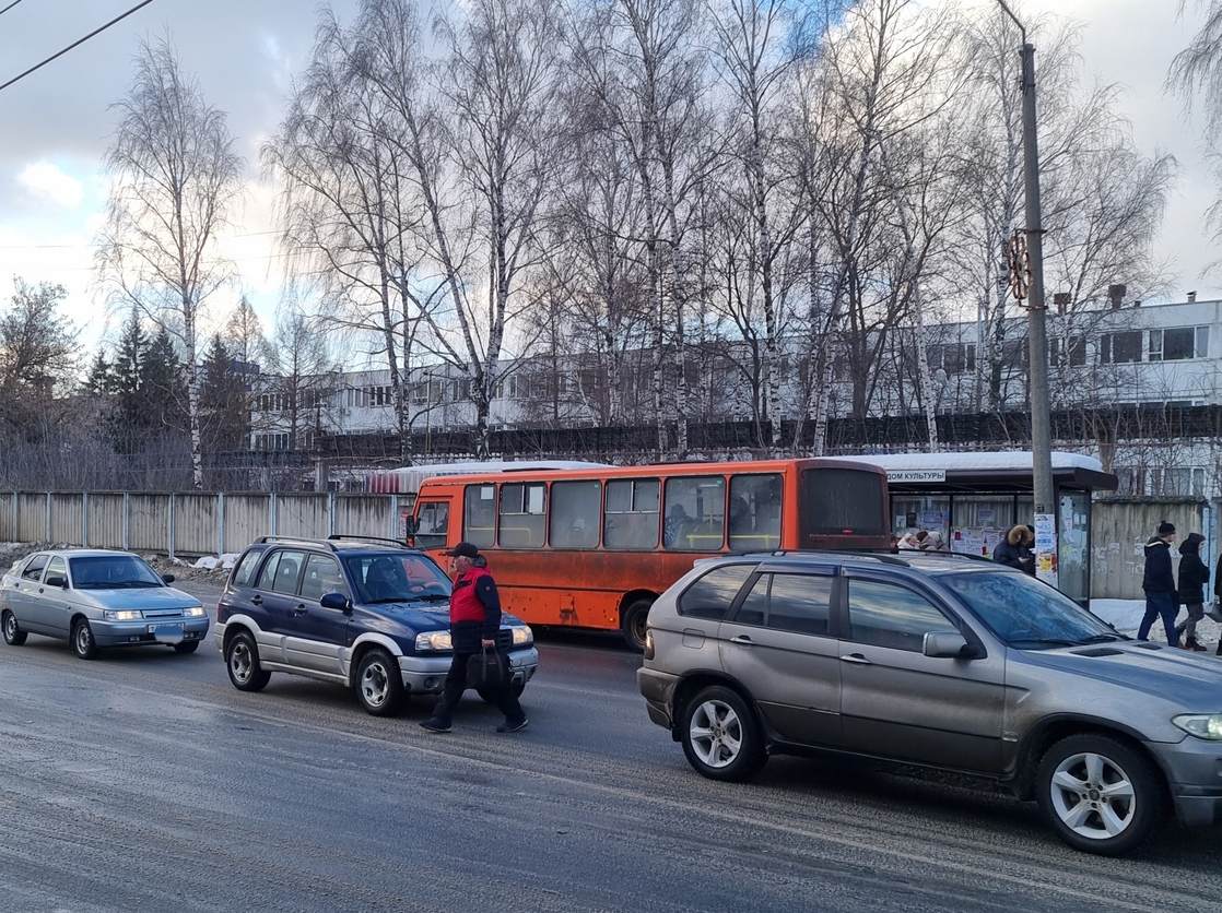 Самый дорогой и дешевый автомобили на Бору  новости города Бор