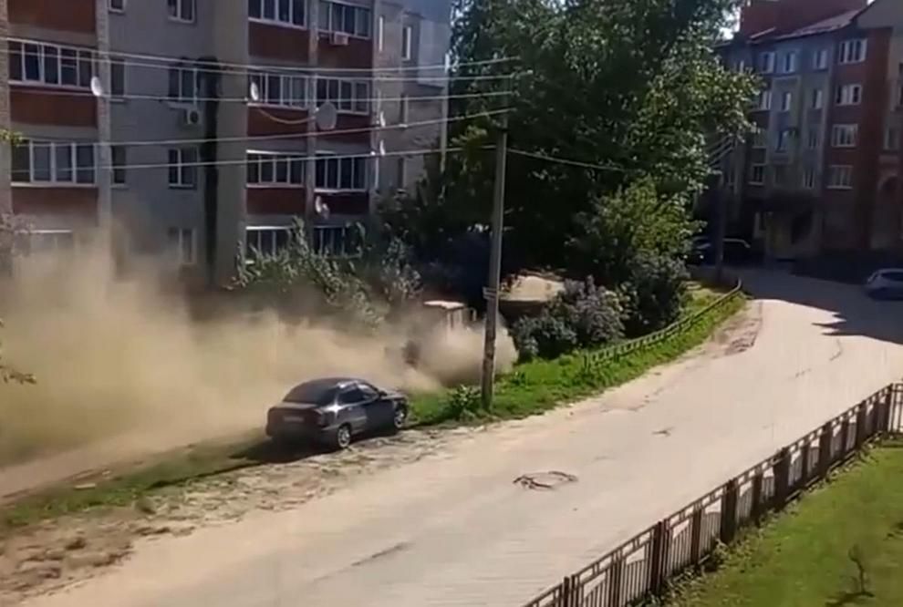 Типичная борская уборка улиц