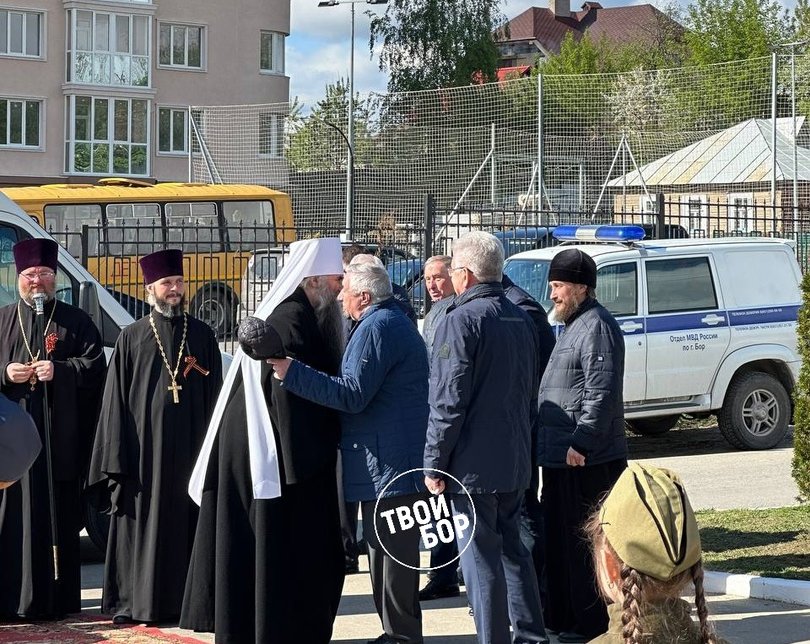 На Бору побывал Митрополит Нижегородский