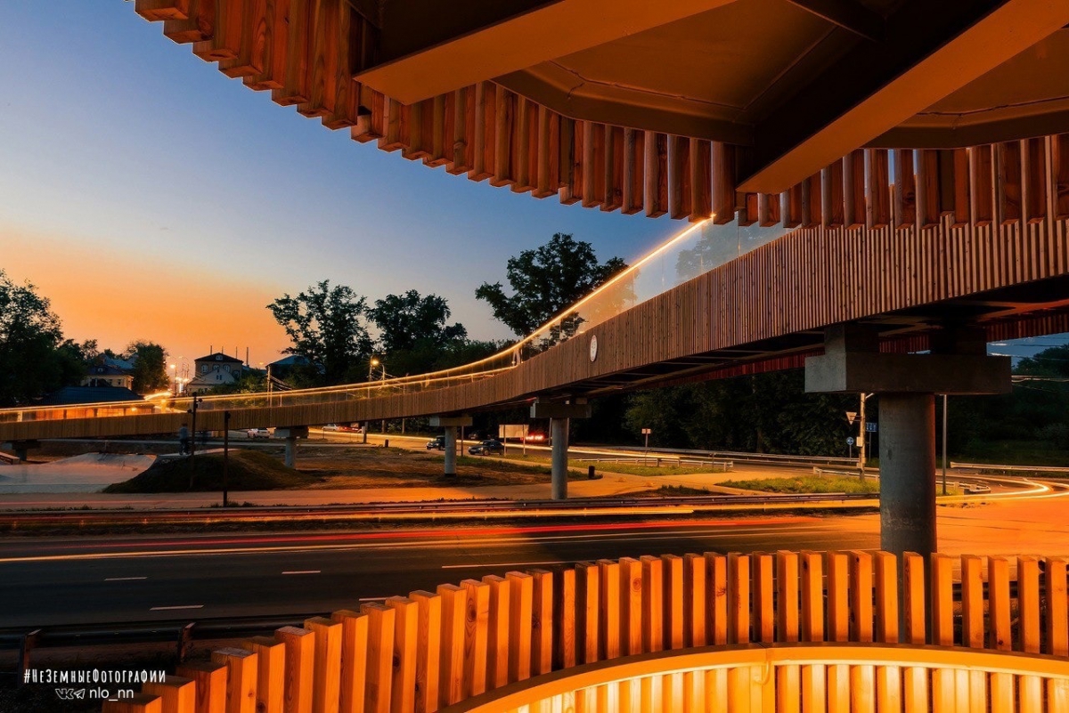 Новый пешеходный мост на Бору, рядом с канатной дорогой