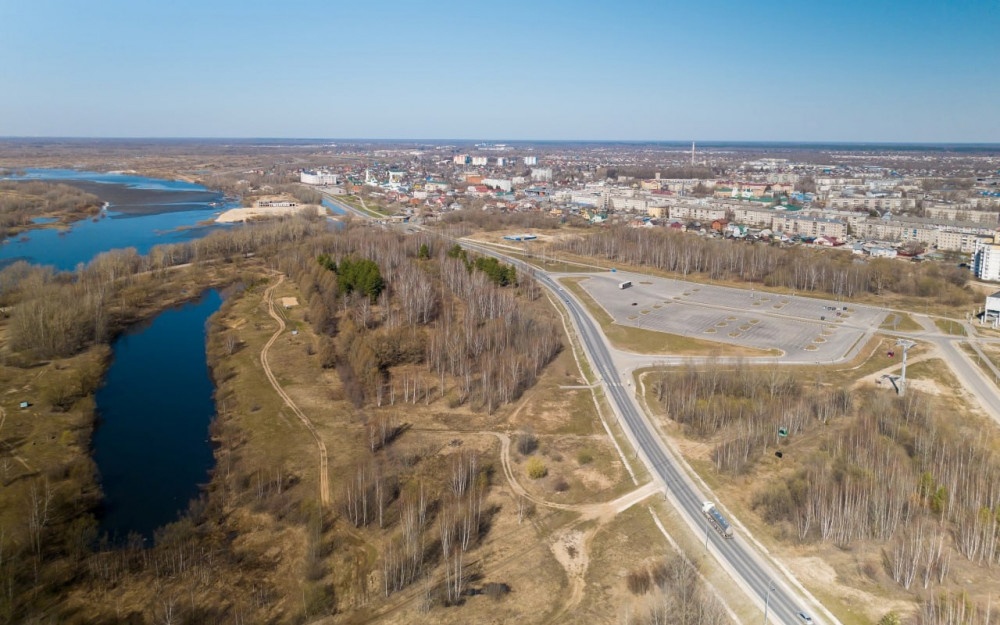 Борчане выступили с инициативой закрывать большую парковку на ночь