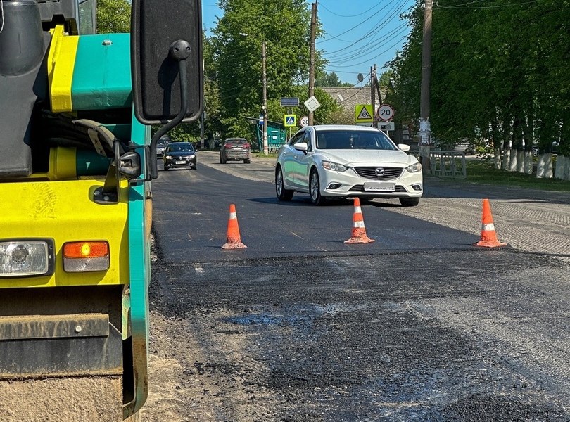 Убитую дорогу отремонтируют в центре Бора