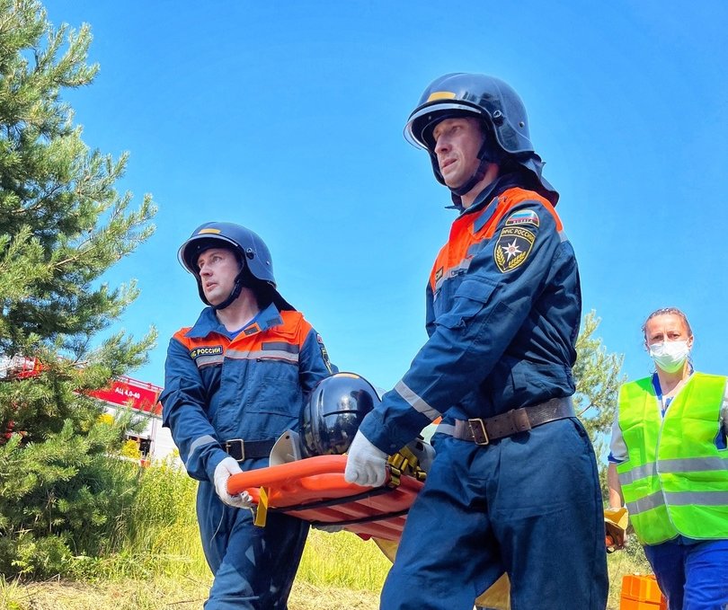 Сценарий крупной дорожной аварии отработали на учениях на Бору