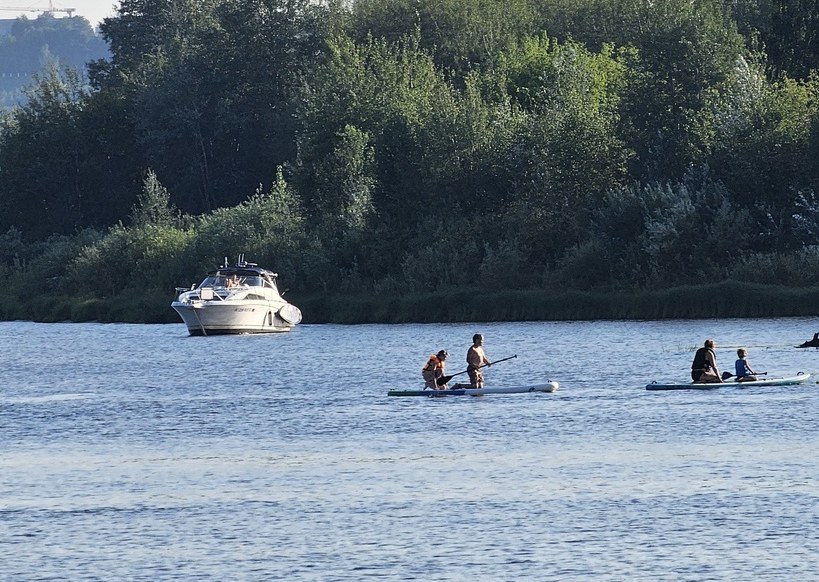 Роспотребнадзор не рекомендует борчанам купаться на Юрасовском