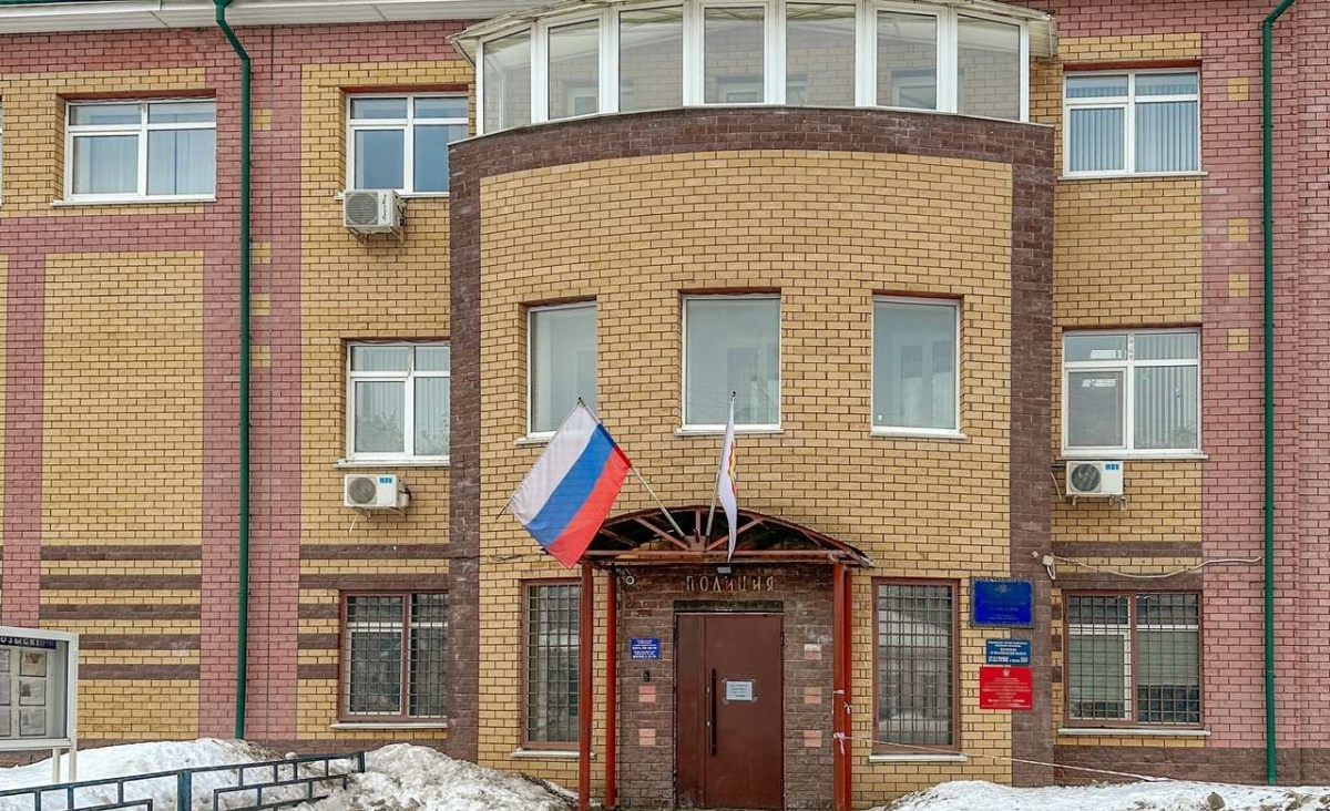 Борчанка сообщила об очень странном поведении мужчины на Бору