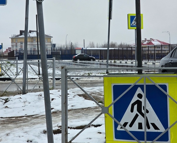 На Бору дорожные знаки немного устали