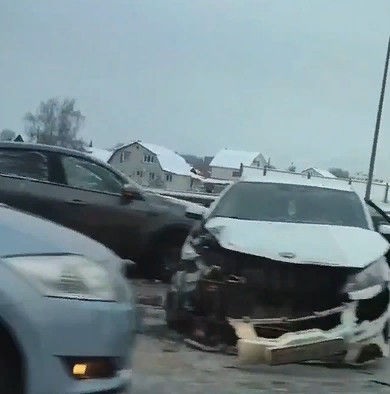 Массовая авария после Борского моста перед Неклюдово
