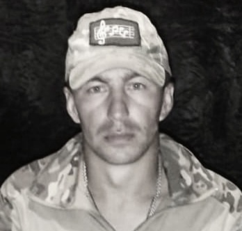 На Бору простятся с бойцом СВО