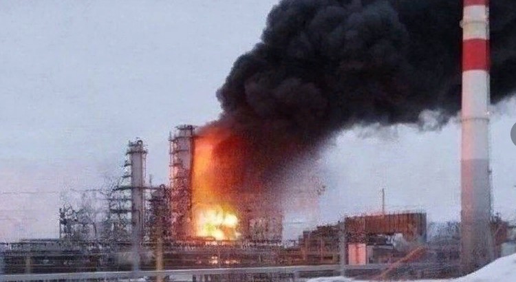 Дроны атаковали нефтебазу в Кстово