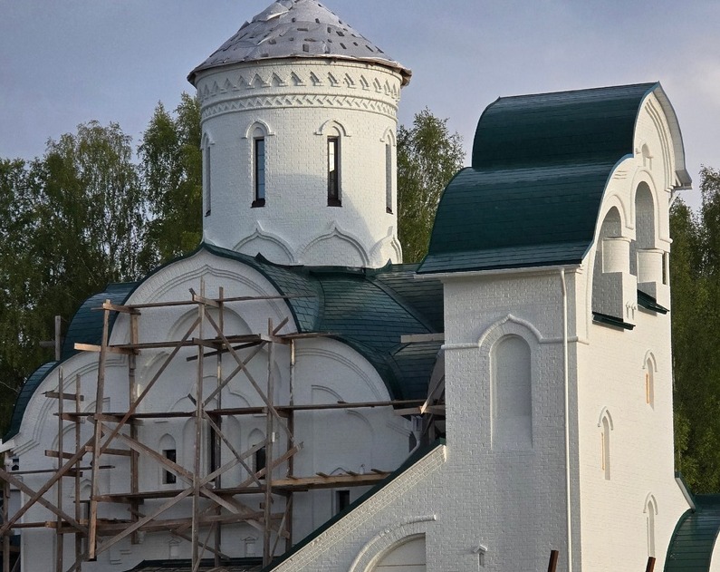 На Бору строят новый храм