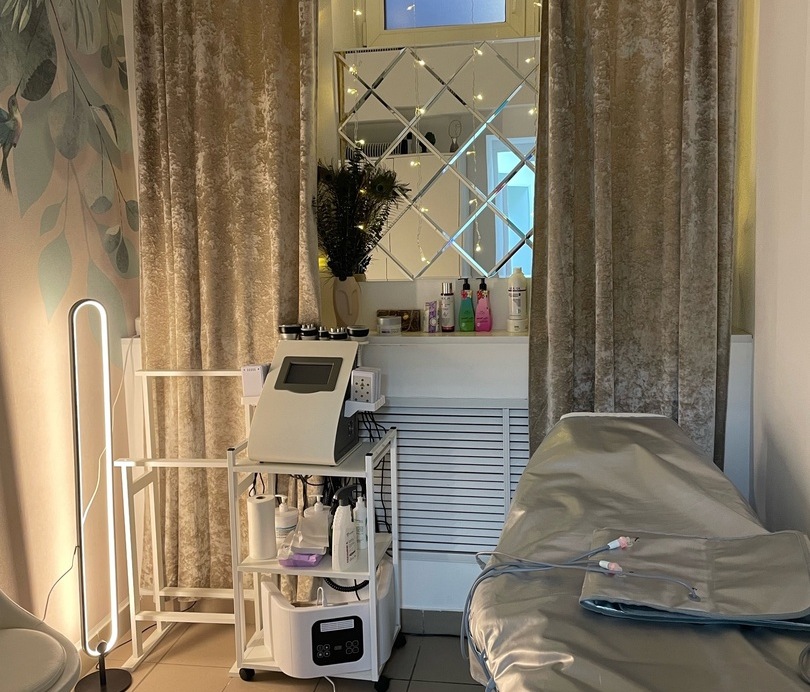 Студия красоты "Эстетика" ждет вас на приятные процедуры для всего тела на Бору