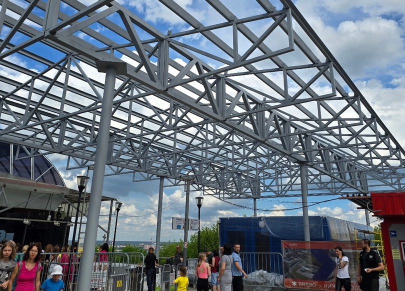 С Нижегородской стороны канатки - перемены