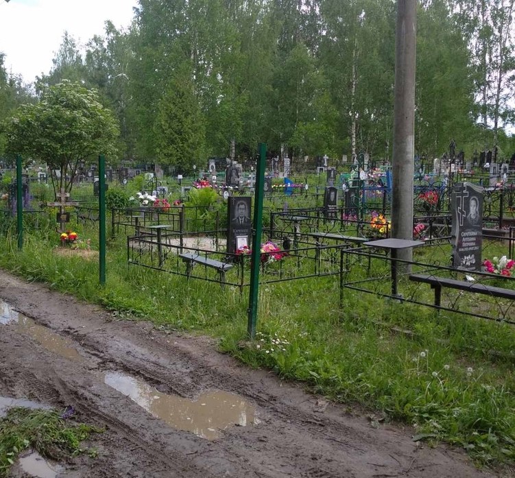Что произошло на кладбище в Б.Пикино?