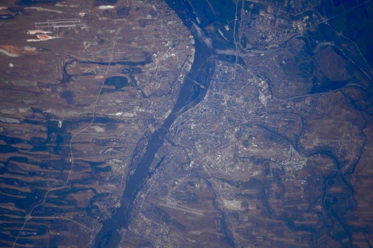 Найдёте Бор на космических фото?