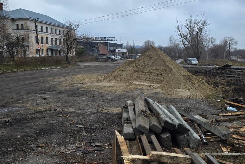 У завода «Теплоход» ведётся обновление ж/д путей