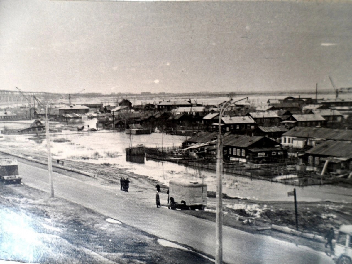 Старое-старое фото около Борского моста