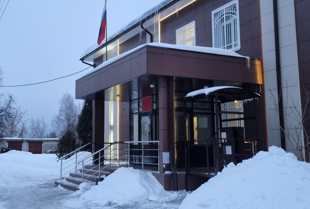 На Бору осужден местный житель, прописавший у себя иностранных граждан