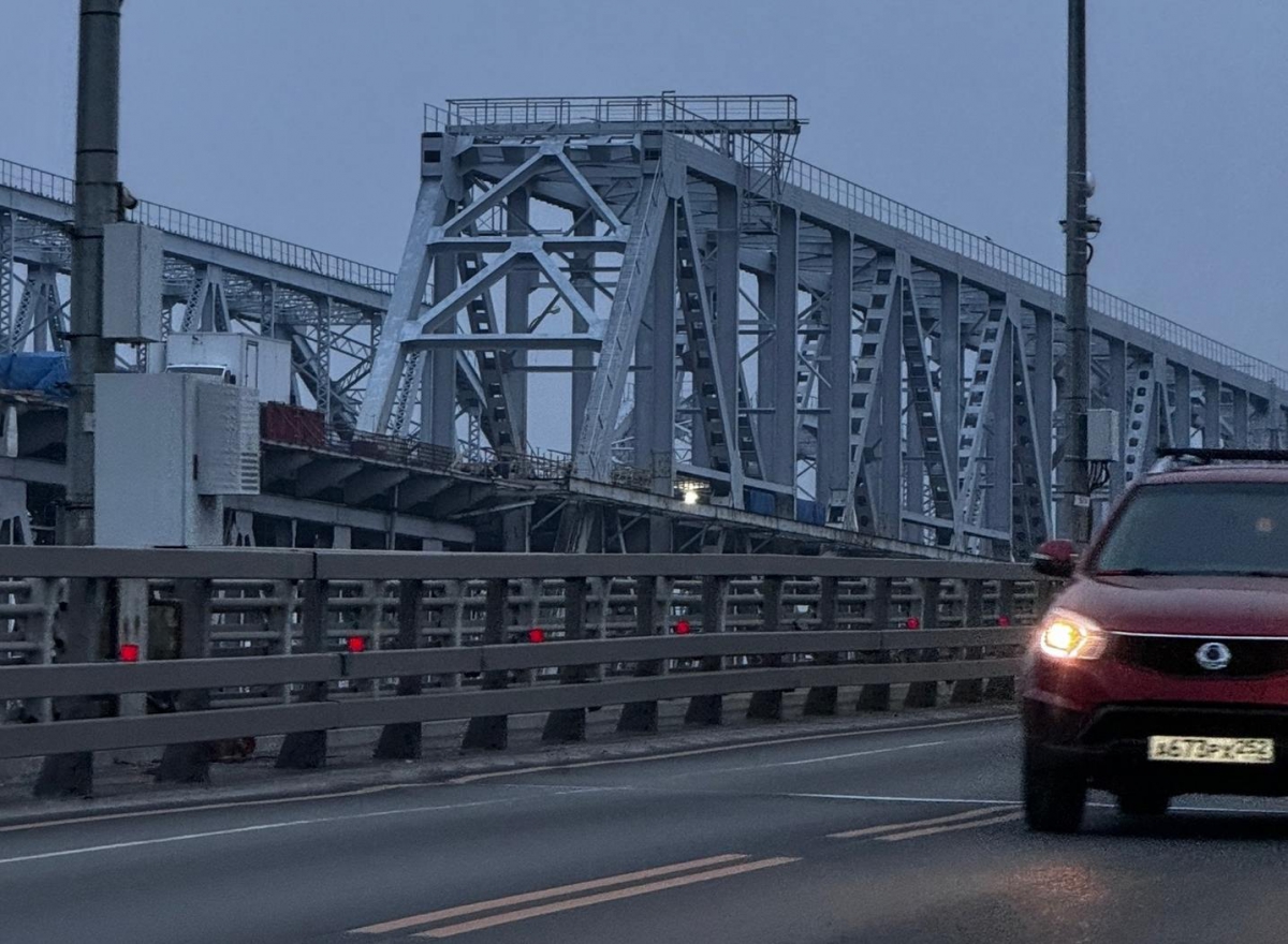 Расписание реверсивной полосы на Борском мосту