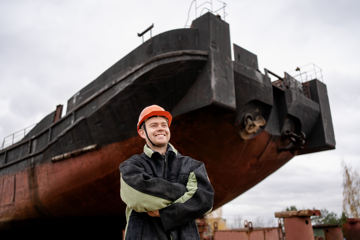 СВАРЩИКИ ВСЕГДА НУЖНЫ!