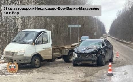 Опасный маневр на борской дороге закончился травмами