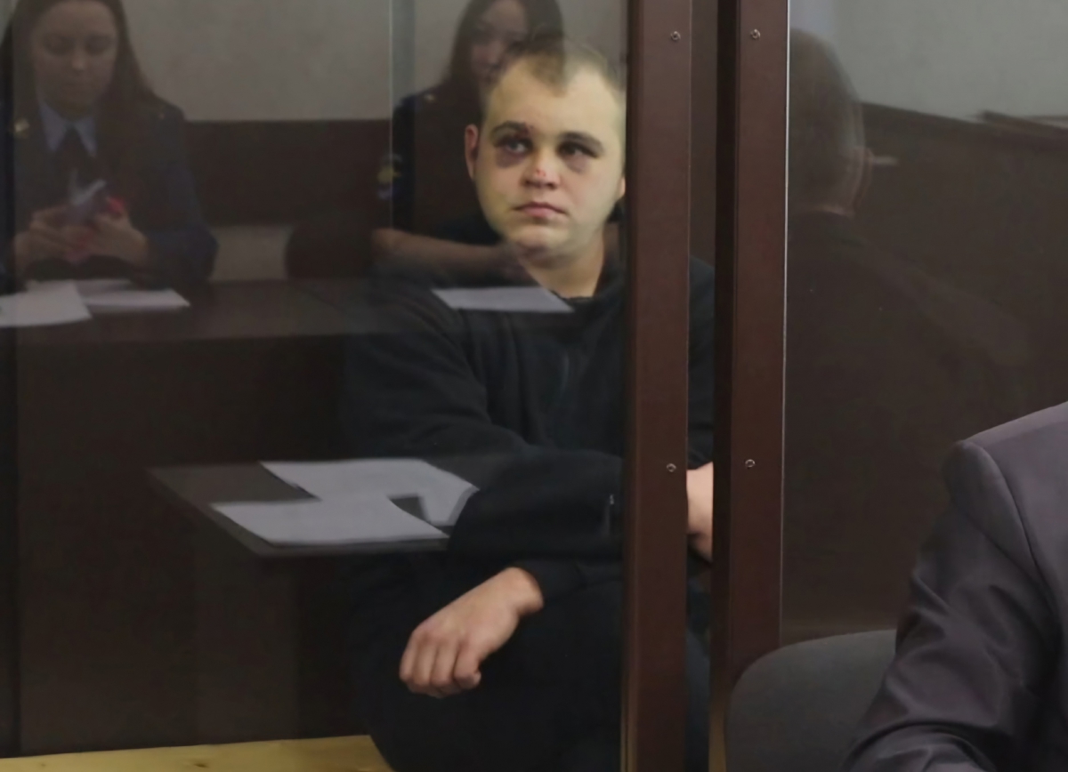 Суд оставил дебошира под стражей