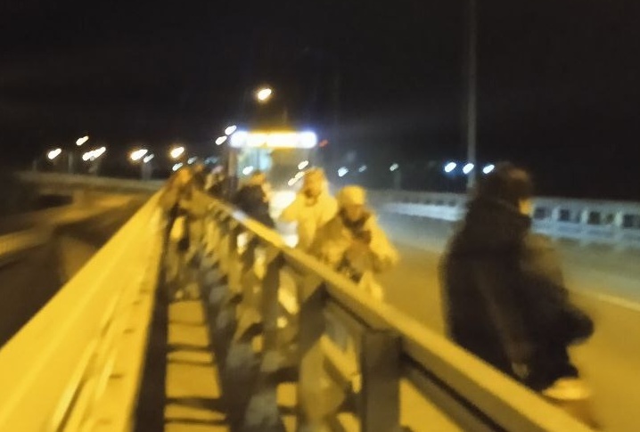 Подписчица рассказала, что автобус, следовавший по маршруту 245, задымился на ходу: