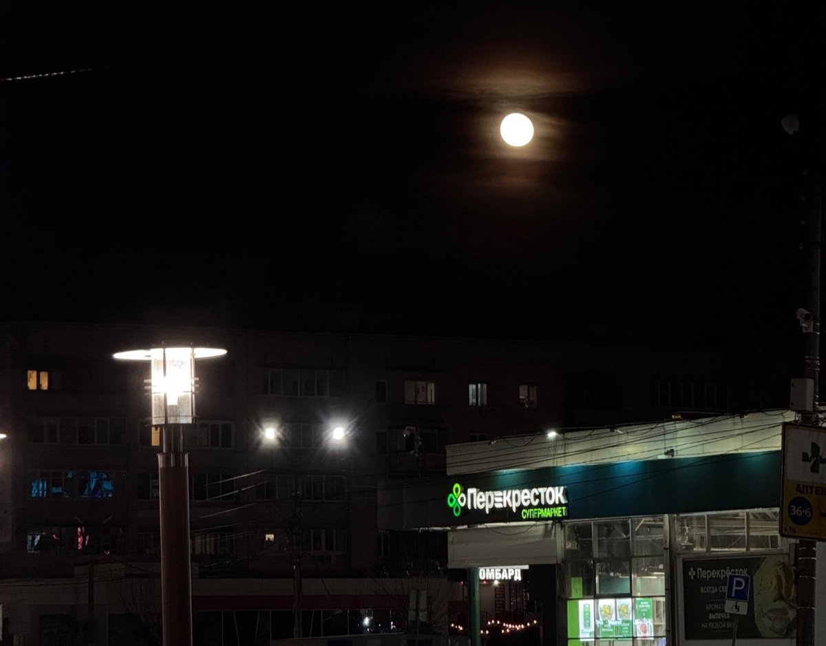 Жители Бора вновь пожаловались на сильный зловонный запах в ночь с 4 на 5 мая