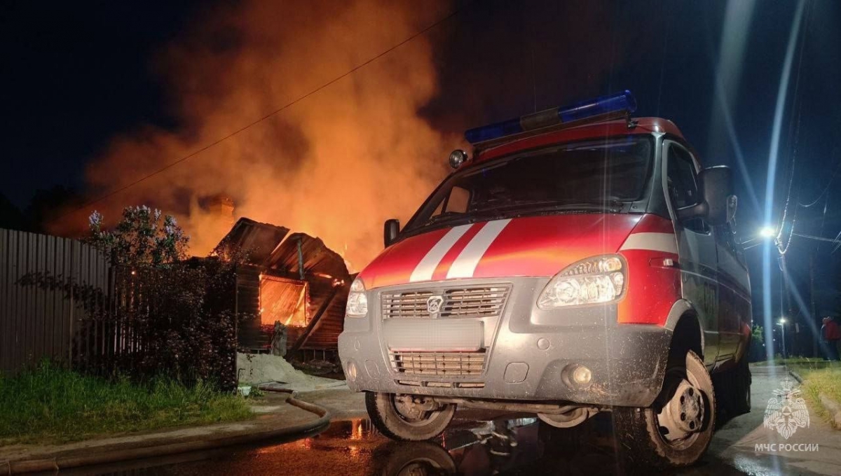 Подробности пожара в Мякотинском