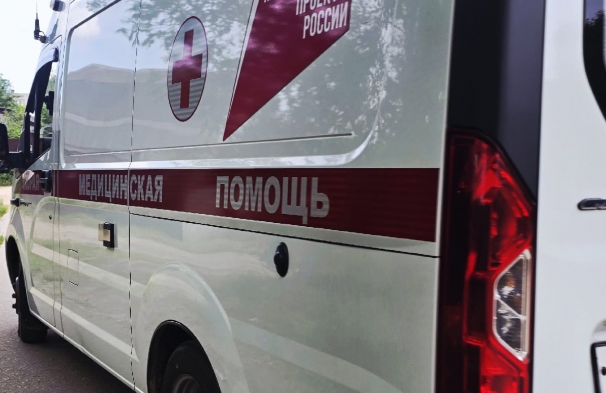 15-летний мотоциклист сбил девушку