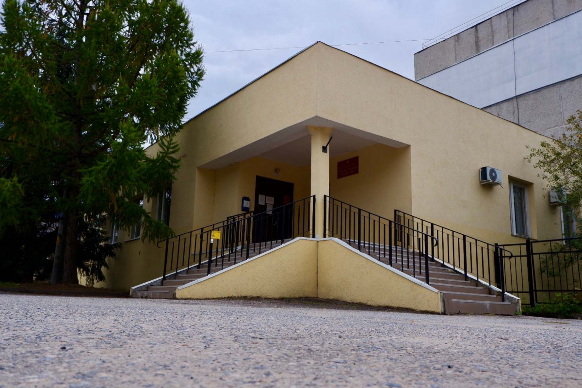 Что не приколочено...