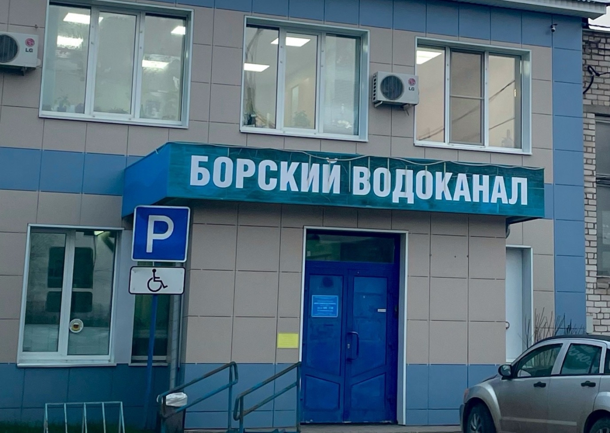 В Октябрьском отключили воду