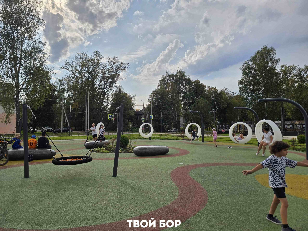 В Неклюдово открылся новый сквер