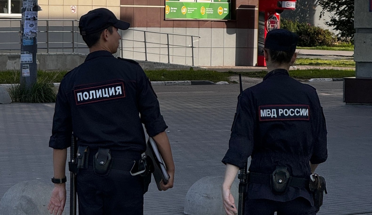 Борчанин завладел чужой банковской картой и расплачивался ею в магазинах