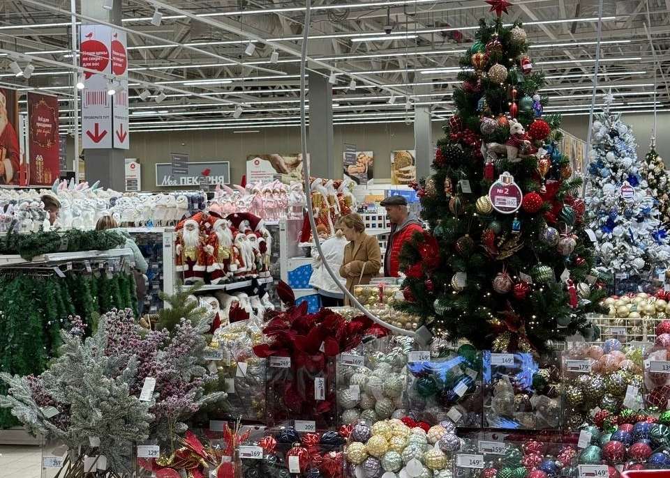 Такое ощущение, что в Нижнем новый год наступает как-то быстрее...