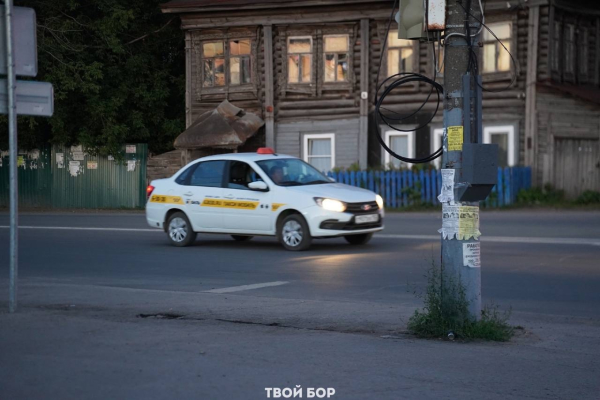 Каким автомобилям разрешат работать в такси в России?