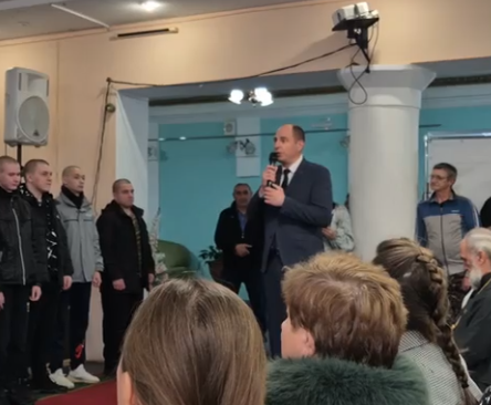 Борские парни отправились на службу