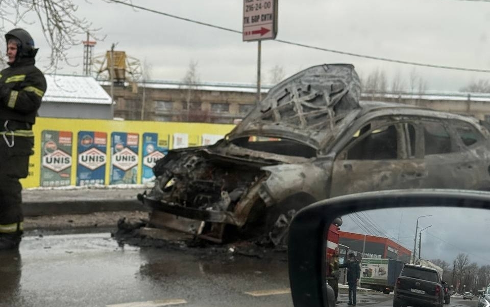 МЧС обнародовали подробности пожара на Стеклозаводском шоссе