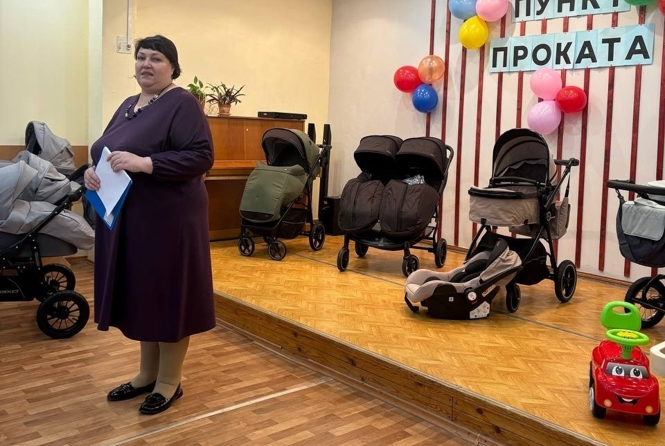 В Борском центре социальной помощи семье и детям открылся пункт проката предметов первой необходимости для новорождённых